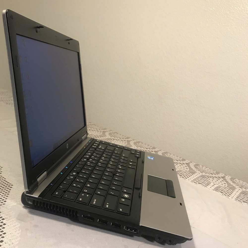 Laptop Hp With Processor Intel Core I5 - image 3